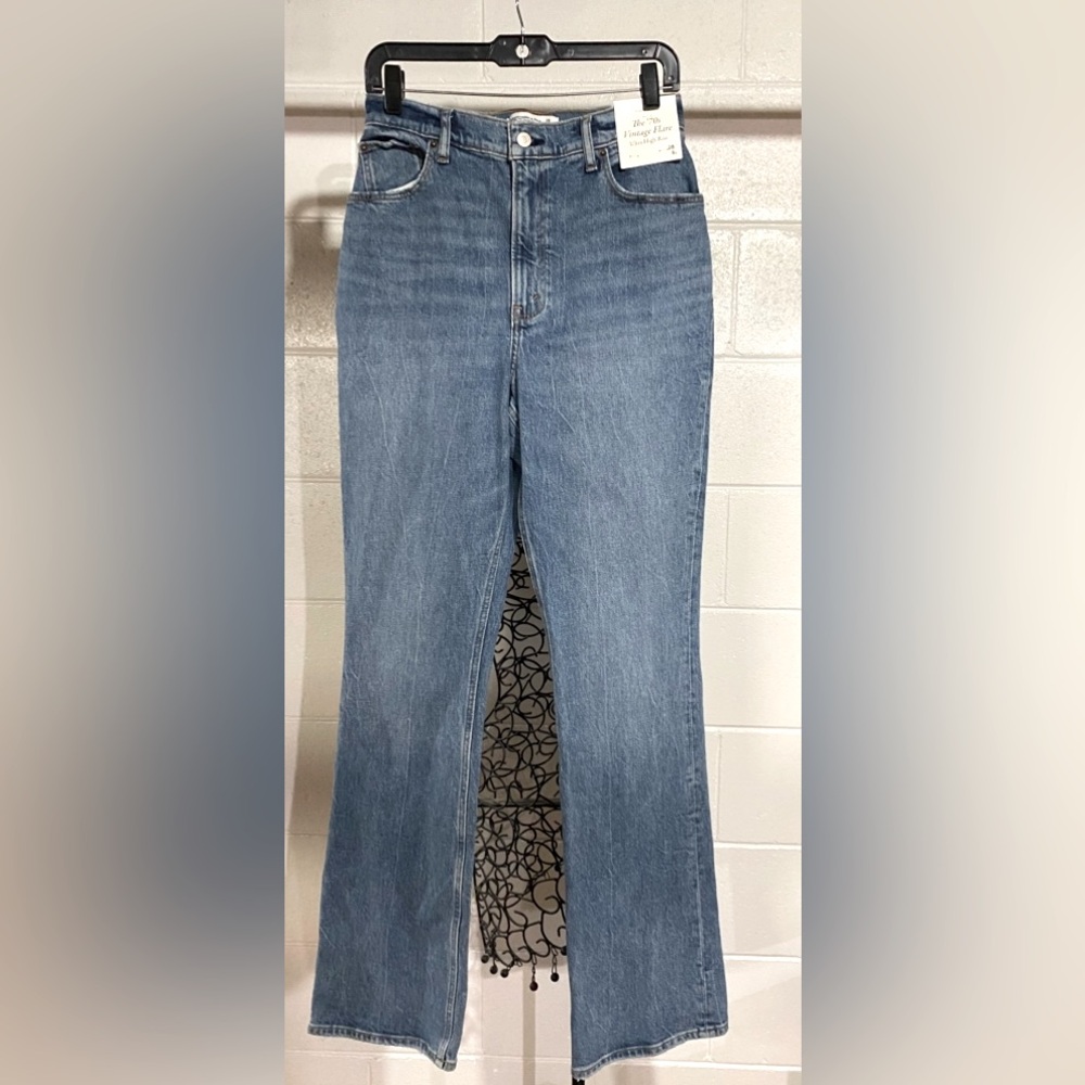 Abercrombie & Fitch The 70s Vintage Flare Ultra High Rise Jeans - 28L Curve Love